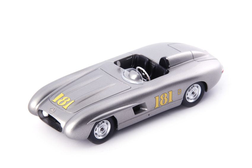 MERCEDES BENZ 300 SL Auto-Klassiker Diecast Car - Silver - 1/43 BNIB - VHTF EUR 29,71 - DE