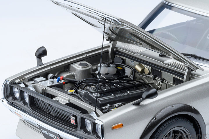 Autoart 1/18 – Nissan Skyline 2000 GT-R (KPGC110) Coupé 1973 – Argent – AA77466