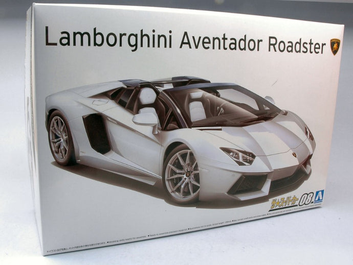 LAMBORGHINI AVENTADOR LP700-4 ROADSTER KIT 1:24
