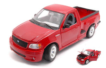 Indlæs billede til gallerivisning FORD SVT F-150 LIGHTNING rød 1:18