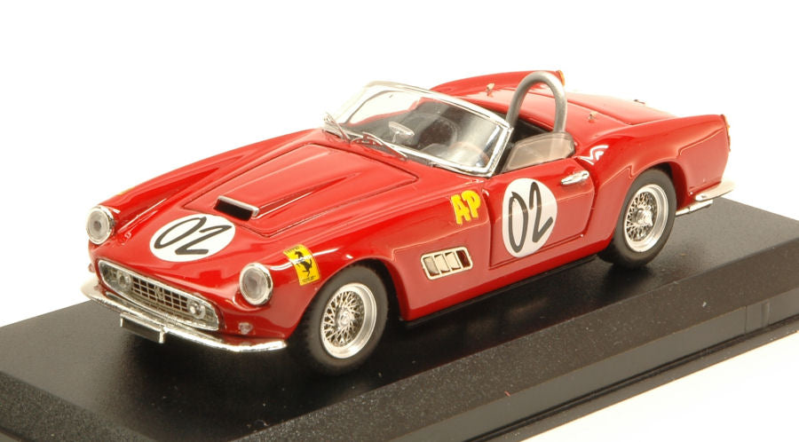 FERRARI 250 CALIFORNIA N.2 WINNER 2 H RELAY MARLBORO 1961 A.WYLIE 1:43