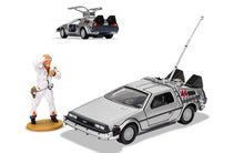 Indlæs billede til gallerivisning Delorean DMC - BACK TO THE FUTURE + DOC BROWN FIGUUR metal sølv 1:36