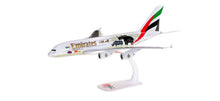 Indlæs billede til gallerivisning Airbus A380-800 Emirates United for Wildlife (#2) hvid/guld/rød 1:250