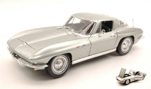 Indlæs billede til gallerivisning CHEVROLET CORVETTE COUPE 2-DOOR 1965 SILVER 1:18