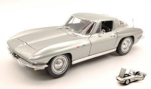 CHEVROLET CORVETTE COUPE 2-DOOR 1965 SILVER 1:18