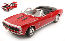 Indlæs billede til gallerivisning CHEVROLET CAMARO SS 396 CABRIOLET 1967 rød/hvid 1:18
