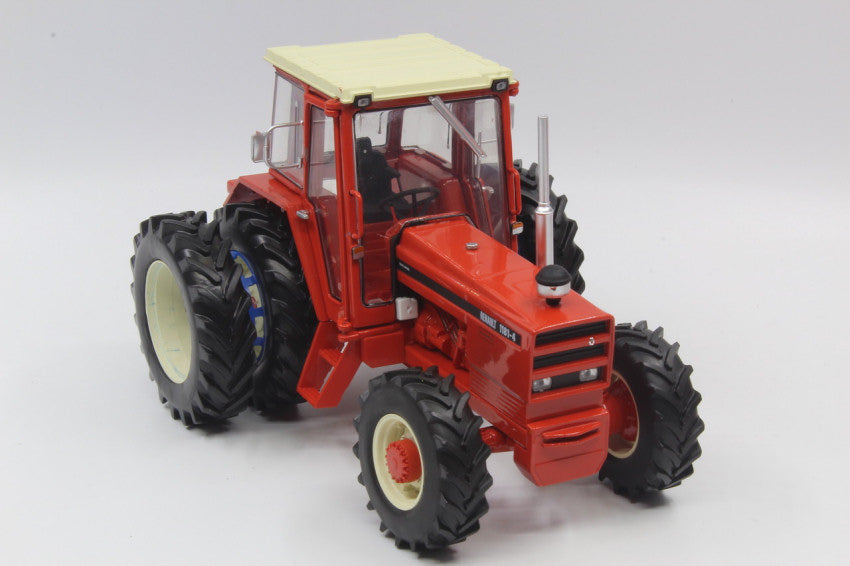 Traktor RENAULT 1181 4 JUMELE 1:32