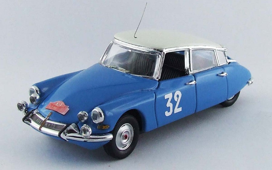 CITROEN DS21 N 32 WINNER RALLY MONTECARLO (DAMES) 1966 POINETET - FOUGERAY BLUETTE WHITE 1:43