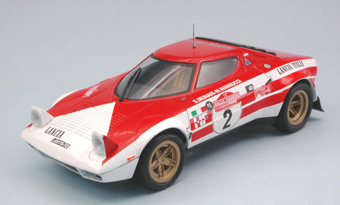 LANCIA STRATOS N.2 WINNER SANREMO RALLY 1974 S.MUNARI-M.MANNUCCI 1:18