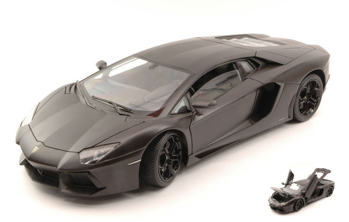 LAMBORGHINI AVENTADOR LP700-4 2011 MATT BLACK 1:18