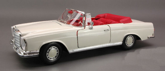 MERCEDES BENZ 280SE CABRIOLET CREAM 1:18