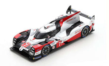 Indlæs billede til gallerivisning Toyota TS050 HYBRID #7 CONWAY/KOBAYASHI/LOPEZ 3rd 24H LE MANS 2020 hvid/rød/sort 1:18