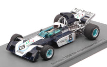 Indlæs billede til gallerivisning Surtees TS9B #19 TIM SCHENKEN 5th ARGENTINEAN GP 1972 mørk blå/hvid 1:43