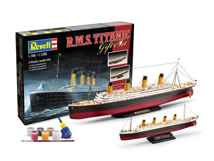R.M.S. TITANIC 1:700 + 1:1200 GIFT SET KIT