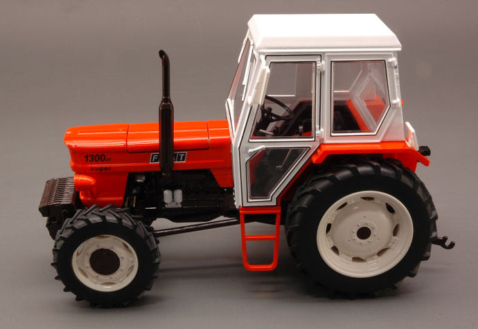 Traktor FIAT 1300 DT 1:32