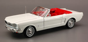 FORD MUSTANG CABRIO 1964 CREAM 1:18