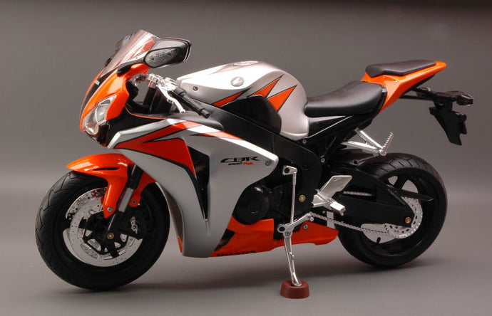 HONDA CBR 1000 RR 2009 1:6
