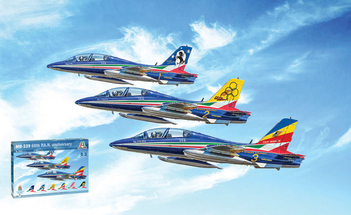 AERMACCHI SET 3X MB339A FRECCE TRICOLORI - 313th GRUPPO ADDESTRAMENTO ACROBATICO ITALY / 1:72