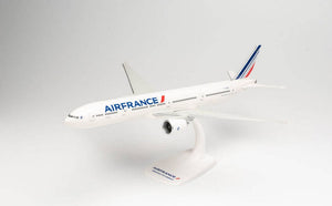 Boeing 777-300ER Air France 2021 L. La Rochelle Strasbourg hvid/blå/rød 1:200
