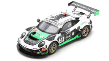 Indlæs billede til gallerivisning Porsche 911 GT3 R #54 BACHLER/ENGELHART/CAIROLI 24H SPA 2021 hvid/sort/grøn 1:43