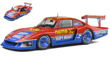 Indlæs billede til gallerivisning PORSCHE 935 MOBYDICK N.30 MOMO 6H MID OHIO 1983 V.DER MERWE-MORETTI 1:18