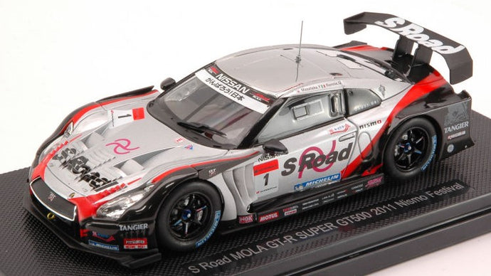 NISSAN R35 GT-R N.1 SUPER GT500 2011 1:43