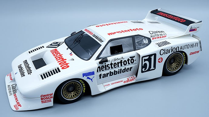 BMW M1 TURBO (TEAM SCHNITZ.) DRM N.51 WINN.SALZBURGR.1981 H.J.STUCK 1:18