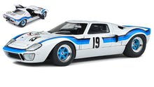 Indlæs billede til gallerivisning FORD USA GT40 MKI N 19 ANGOLA CHAMPIONSHIP 1973 WHITE 2 TONE BLUE 1:18