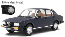 Indlæs billede til gallerivisning Alfa Romeo ALFETTA 2.0 L 1978 mørk blå 1:18