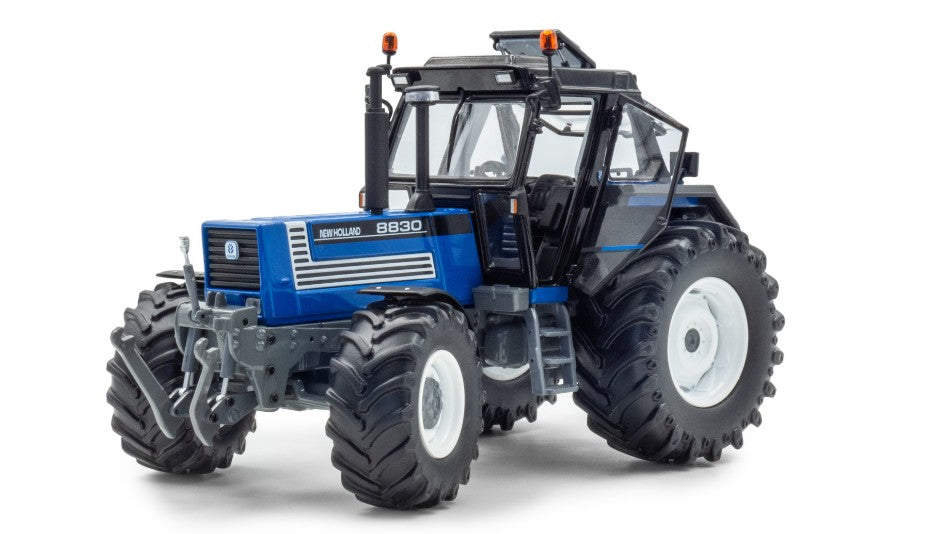 NEW HOLLAND 8830 1:32