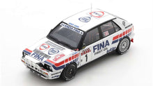 Indlæs billede til gallerivisning Lancia DELTA HF INTEGRALE 16V #1 AURIOL/OCCELLI WINNER RALLY SAN REMO 1991 hvid/blå/rød 1:43