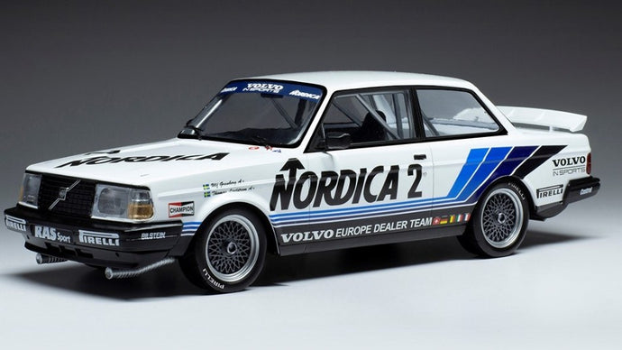 VOLVO 240 TURBO TEAM NORDICA RAS SPORT N 2 BRNO ETCC 1986 U.GRANBERG - T.LINDSTROM WHITE LIGHT BLUE 1:18
