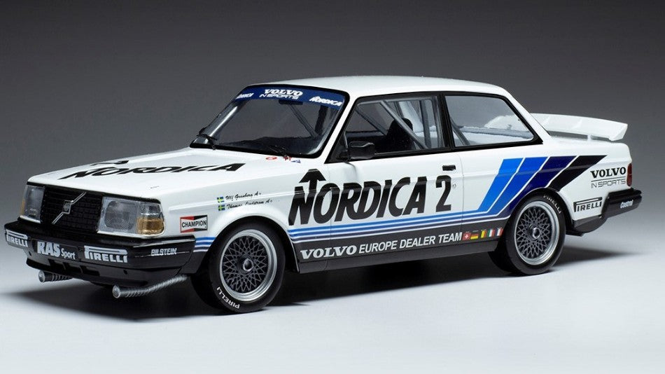 VOLVO 240 TURBO TEAM NORDICA RAS SPORT N 2 BRNO ETCC 1986 U.GRANBERG - T.LINDSTROM WHITE LIGHT BLUE 1:18