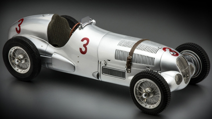 MERCEDES W125 VON BRAUCHITSCH 1937 N.3 DONINGTON GP 1:18
