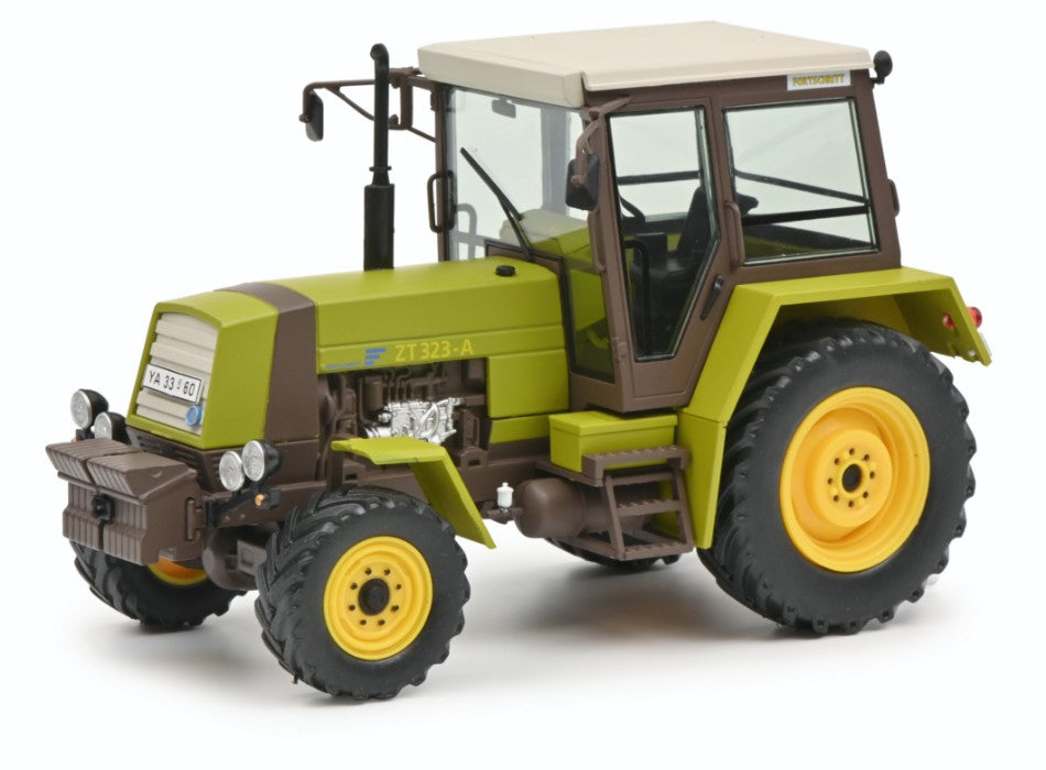 FORTSCHRITT ZT323 TRACTOR 1974 1:32
