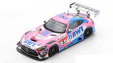 Indlæs billede til gallerivisning MERCEDES-AMG GT3 #3 CHRISTODOULOU/GOTZ/SCHILLER 2nd 24H NURBURGRING 2022 lyserød/hvid/blå 1:43