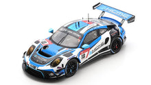 Indlæs billede til gallerivisning Porsche 911 GT3 R #18 OLSEN/BAMBER/TANDY 24H NURBURGRING 2022 blå/hvid/sort 1:43