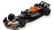 Indlæs billede til gallerivisning RED BULL RACING ORACLE RB18 #11 SERGIO PEREZ WINNER SINGAPORE GP 2022 mørk blå/rød/gul 1:43