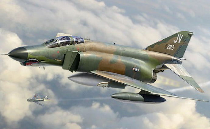 USAF F-4E VIETNAM WAR KIT 1:32
