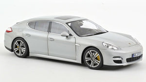 PORSCHE PANAMERA TURBO 2009 SILVER 1:18