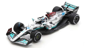 MERCEDES GP F1 W13E TEAM MERCEDES-AMG PETRONAS F1 N 63 4th BELGIUM GP 2022 GEORGE RUSSELL WITH SHOWCASE SILVER GREEN 1:18