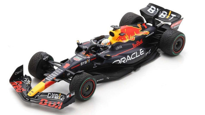 RED BULL F1 RB18 TEAM ORACLE RED BULL RACING N 1 WINNER JAPAN GP WITH PIT BOARD WORLD CHAMPION 2022 MAX VERSTAPPEN MATT BLUE YELLOW RED 1:18
