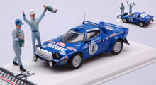 Indlæs billede til gallerivisning Lancia STRATOS HF #4 DARNICHE/MAHE WINNER RALLY MONTE CARLO SERIE 2 1979 + 2 FIGUREN blå 1:43