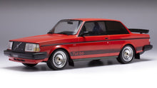 Indlæs billede til gallerivisning Volvo 240 TURBO CUSTOM 1987 rød/sort 1:18