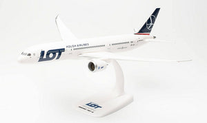 Boeing 787-9 D. LOT Polish Airlines hvid/mørk blå 1:200