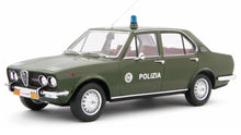 Indlæs billede til gallerivisning Alfa Romeo ALFETTA 1.8 POLIZIA STRADALE 1973 mørk grøn 1:18