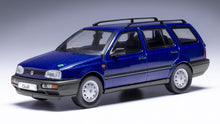 Indlæs billede til gallerivisning VW GOLF III VARIANT PINK FLOYD 1994 MET.BLUE 1:43 fra Ixo Model