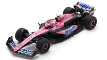 Indlæs billede til gallerivisning BWT Racing ALPINE A523 #10 PIERRE GASLY 9th BAHRAIN GP 2023 lyserød/sort 1:18