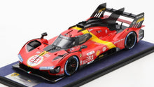 Indlæs billede til gallerivisning FERRARI 499P 3.0L TURBO V6 TEAM FERRARI AF CORSE N 51 WINNER 24h LE MANS 2023 ALESSANDRO PIER GUIDI - JAMES CALADO - ANTONIO GIOVINAZZI RED YELLOW BLACK 1:18