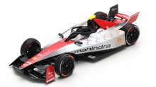 Indlæs billede til gallerivisning Mahindra RACING #21 NYCK DE VRIES 2024 hvid/rød/sort 1:43